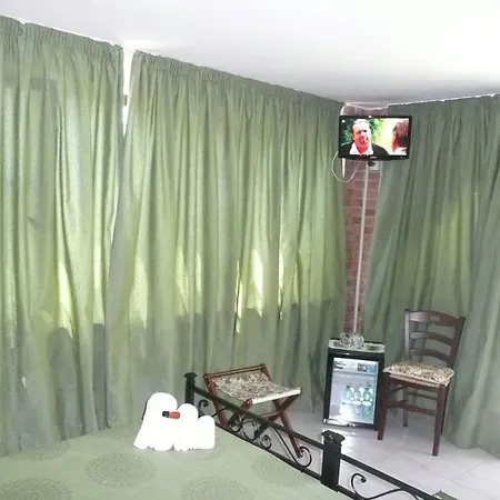 Al Giardino Degli Ulivi 3*