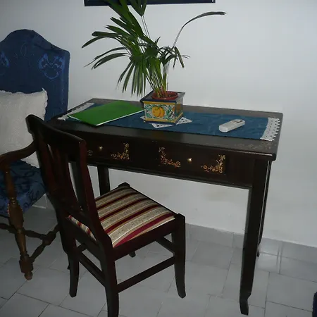 Al Giardino Degli Ulivi לינה וארוחת בוקר טואורו סול טראסימנו