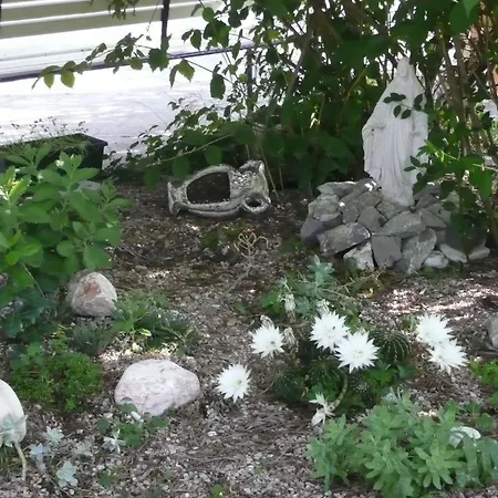 לינה וארוחת בוקר Al Giardino Degli Ulivi 3*