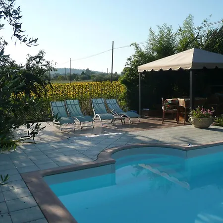 Al Giardino Degli Ulivi 3*