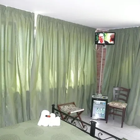Al Giardino Degli Ulivi 3*
