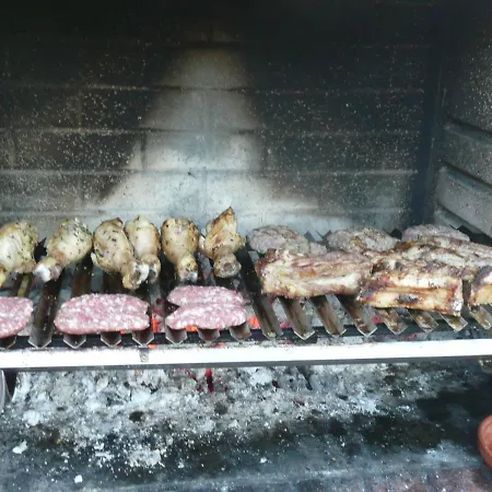 Al Giardino Degli Ulivi לינה וארוחת בוקר טואורו סול טראסימנו