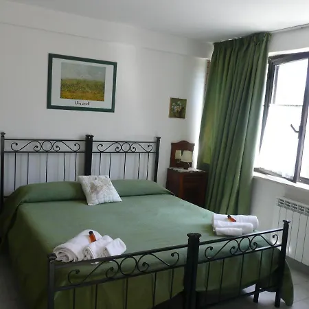 Al Giardino Degli Ulivi Bed & Breakfast Tuoro sul Trasimeno